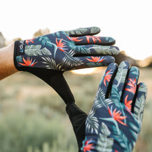 Load image into Gallery viewer, Bird of Paradise Floral | All Ride Glove
