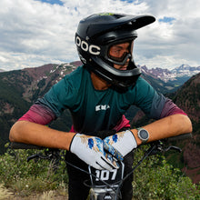 Load image into Gallery viewer, Dylan Crane Signature | All Ride Glove
