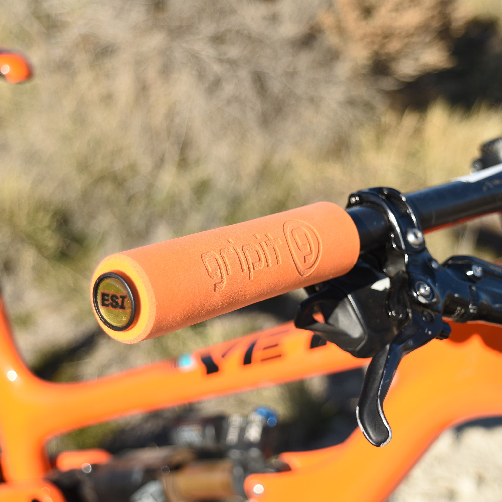 ESI Grips, Extra Chunky, Orange - JetBlack Products Ride faster, harder &  have more fun